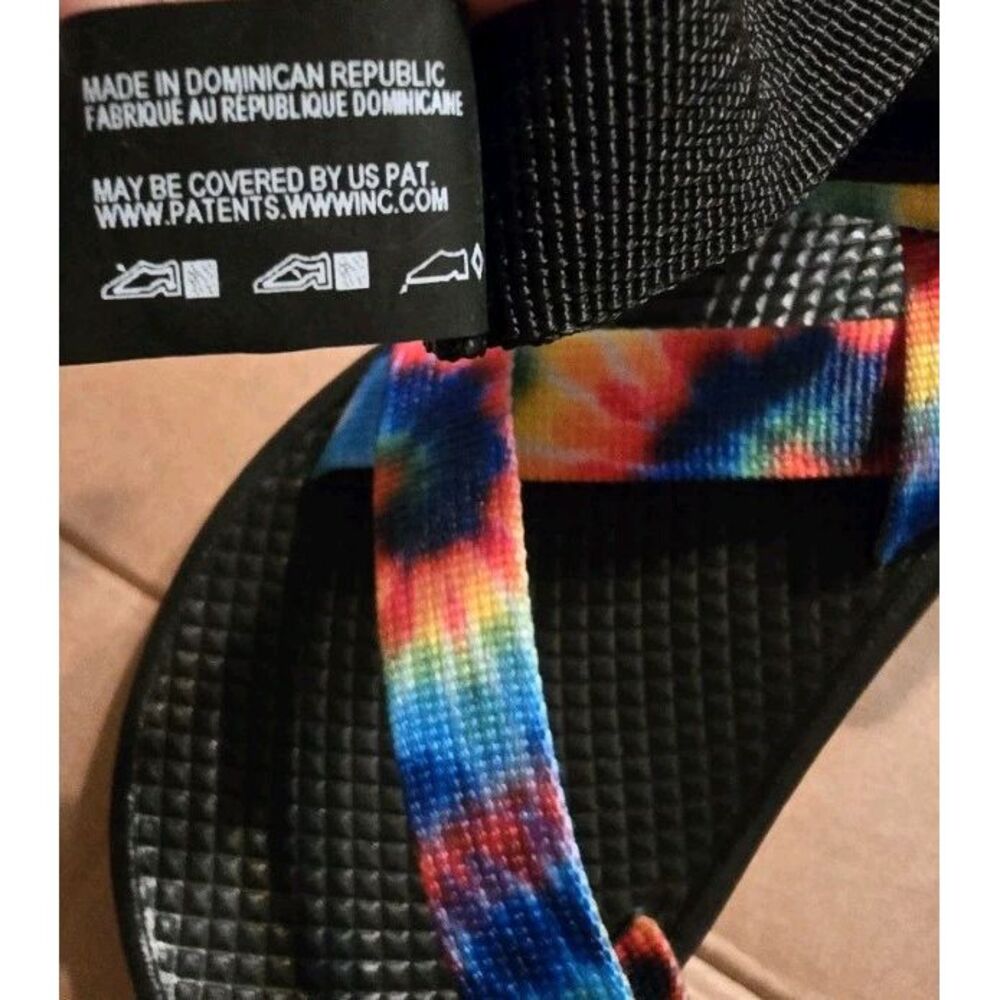 Kids Chaco Classic Sandal, Size 2 Tie Dye Rainbow - Picture 8 of 8